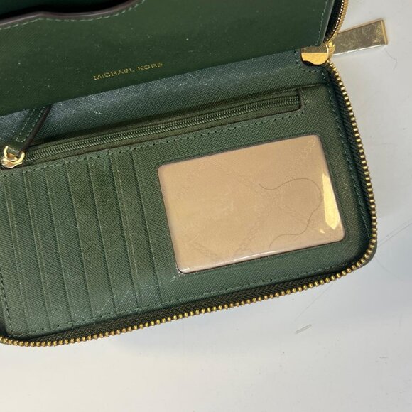Michael Kors Women's Green Leather Zip Around Wristlet Wallet Organizer - Picture 5 of 6